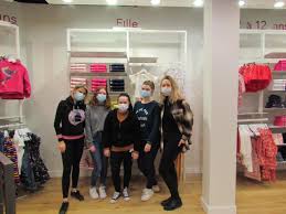 Δείτε την συλλογή εκπτώσεις du pareil au meme χειμερινό 2020/2021 που κυκλοφορεί στην ιστοσελίδα μόδας glami.gr. Du Pareil Au Meme Ouvre A Fougeres La Chronique Republicaine