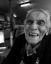 🖤 . . . . . . . . . . . . . . . . #likesforlike #love #negril #life  #lyrics #kawaii #kitty #iphone #lavidaesbella #fypシ