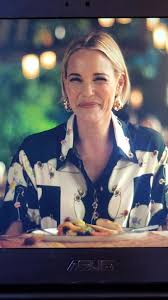 The White Lotus: Leslie Bibb's Spectacular Scene