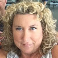 Nanette Friend's Instagram, Twitter & Facebook