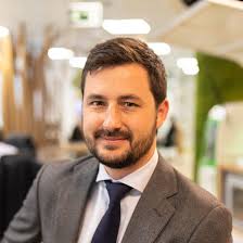 Nuestra razón de ser: Los Centros, Parques Comerciales y el Comercio