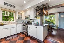Sometimes referred to as mission style, traditionally it thank you for these marvelous ideas. 80 Craftsman Kitchen Ideas Photos