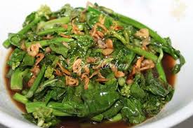 Resepi kailan ikan masin kailan bawang putih ikan tenggiri masin sos tiram kicap pekat manis garam dan gula cili padi hirisan. Azie Kitchen Baby Kailan Goreng Dengan Sos Tiram Confinement Food Vegetable Dishes Recipes