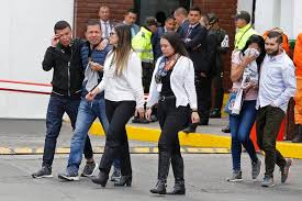© la prensa araucana explota carro bomba en arauquita cerca de base militar. Un Ataque Con Carro Bomba Sacude A Bogota The New York Times