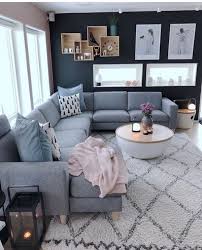 Ev mobilyaları arasında en önemli yere sahip olan kanepe ve koltuklar pek çok farklı model ve tasarımda sunulmaktadır. Bu Yil En Cok Tercih Edilen Oturma Odasi Koltuk Mobilya Modelleri 2021 Dekorcenneti Com