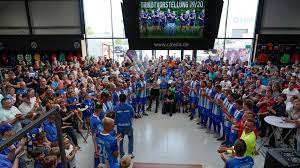 Ab sofort das trikot sichern: Nachste Saison Langs Statt Querstreifen Sv Meppen Prasentiert Den Fans Seine Neuen Trikots