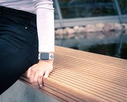 The apple watch 6 (or apple watch series 6, if you want to be all proper about it) is the latest watch from the company alongside the apple watch se that launched at the same time. Apple Watch Series 6 Das Macht Die Smartwatch Einzigartig