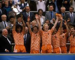 Dé publiekswebsite van het ministerie van buitenlandse zaken. Michel Abbink Su Twitter Duitsland Krijgt Het Ek 2024 Prestaties Nederland Op Duitse Bodem Wk 1974 Zilver En Eeuwige Herinnering Aan Totaalvoetbal Ek 1988 Goud Https T Co Krbvkpogie