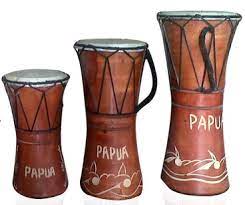 Guoto memiliki senar yang dapat menghasilkan suara ketika dipetik. 11 Alat Musik Tradisional Papua Gambar Dan Penjelasannya Silontong