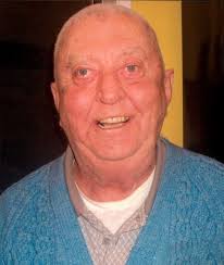 Hendy Ostrom View Photos