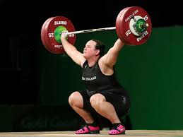 Атлет имеет серебряную медаль чемпионата мира 2017 года. Na Olimpiade Vpervye Vystupit Transgender Mok Razreshil Fanaty Protiv Mk