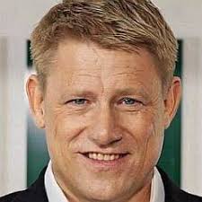 Bit.ly/manu_yt peter schmeichel was there from. Who Is Peter Schmeichel Dating Now Girlfriends Biography 2021