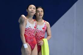 钱学森（1911年12月11日－2009年10月31日 ），男，浙江 临安人，生于上海，中国 空气动力学家和系统科学家，工程控制论创始人之一，前美国空军 上校，中国人民解放军特级文职干部、一级英雄模范，中国科学院院士暨中国工程院院士。 æ–½å»·æ‡‹çŽ‹æ¶µåŒäºº3ç±³æ¿å¤ºé‡' é›ªçƒç½'