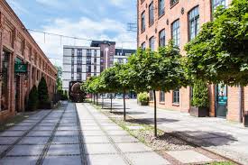 Tripadvisor'ın interaktif haritasını kullanarak konuma ve yakındaki restoran ve gezilecek yer. Chrzciny I Komunie Hotele Aparthotel Stara Przedzalnia Zyrardow Zyrardow Woj Mazowieckie