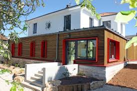 Maison Des Fromages De Chevres Du Poitou Charentes A Celle Sur Belle 79 Architecte Frederic Vignier Construction Bois Maison Poitou Charentes