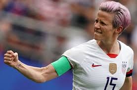 Megan anna rapinoe is an american professional soccer player who plays as a winger and captains ol reign of the national women's soccer leag. Megan Rapinoe Darum Ist Die Us Amerikanerin Das Gesicht Der Frauen Wm Fussball Stuttgarter Zeitung
