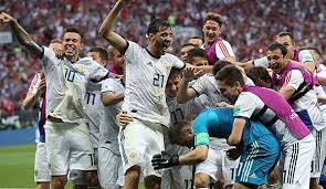 In der schweren gruppe d setzte sich kroatien als erster durch. Wm Viertelfinale Russland Gegen Kroatien Datum Tv Ubertragung Livestream Liveticker