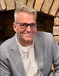 Search Carlos Miller Obituaries and Funeral Services