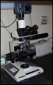 When using the dimmer, it is best slowly increase the light intensity as the lamp heats up quite quickly. Showing The Compound Microscope With Drawing Tube Camera Lucida Download Scientific Diagram