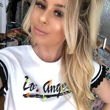 House of Nails & Beauty