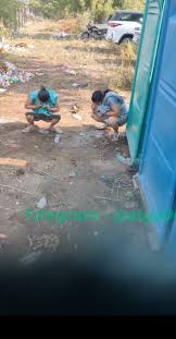 Like it: 2 sexy thick indian ladies pissing - ThisVid.com