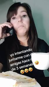 yo intentando juntarnos hace más de 3 semanas con mis amigas 🤣🤣🤣#parati  #viral #humor #esperandolacarroza #amigastiktok@Mónica