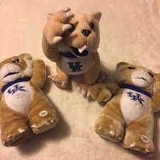 Lot Of 3 Kentucky Wildcats Plush Mascot Stuffed Soft Toy Animal 12 Ncaa Kentuckywildcats Soft Toy Animals Pet Toys Wild Cats