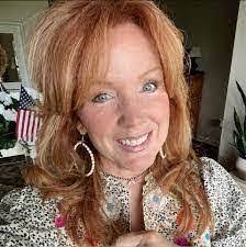 Mayra Jager's Instagram, Twitter & Facebook