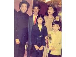 Born harneet kaur born 8 july 1958 is an indian actress who appeared in hindi films. Unseen Pictures Of Neetu Kapoor With Family On Her Birthday