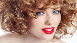 Come asciugare i capelli ricci e avere una chioma luminosa e ordinata? Come Asciugare I Capelli Ricci Al Naturale Deabyday