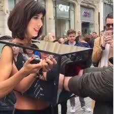 Heres What Happened When This Artist Asked People to Stroke Her Vagina in  Public