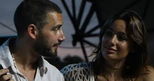 Inspirados en una serie, Nico Occhiato y Flor Jazmín Peña anunciaron una  atípica boda en el Teatro Colón