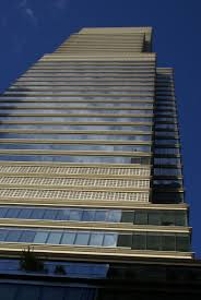 View a detailed profile of the structure 130987 including further data and descriptions in the emporis database. Bloomberg Tower Manhattan 2005 Structurae