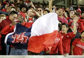 Football, concerts and construction drum up student spirit at UH