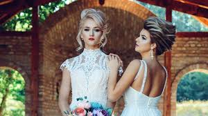 Preisvergleich für plus size hochzeitskleid 28 bei preisfin.de. Wenn Eine Gute Freundin Dir Plotzlich Die Idee Fur Dein Perfektes Brautkleid Klaut Stern De