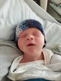 After going through chemo while pregnant, I popped! Say hi to Oliver! :  r/MadeMeSmile