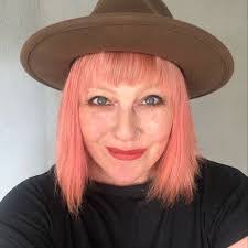 Alexandra Hiller's Instagram, Twitter & Facebook