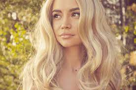 Kann ich meine haare heller färben oder muss ich sie direkt blondieren? Blondieren Ohne Schaden Mit Diesen 8 Tipps Perfecthair Ch