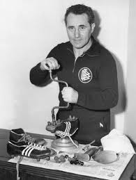 Helmut rahn marca el gol del triunfo en el partido de la final de la copa del mundo de 1954 alemania vs hungria. Los Magicos Botines Alemanes El Equipo Deportea