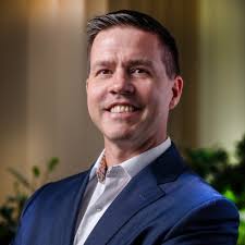 committeemembersknowmorethanthechair