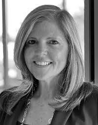 Lauren Jarrett's Instagram, Twitter & Facebook