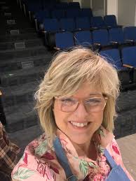 Happy Monday Frends!! I am happy to report that Monty is still feeling good  and eating well after Friday's chemo dose—-paws crossed it stays that way  and we get a report of