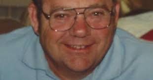 Roxanne Goldsmith's Instagram, Twitter & Facebook