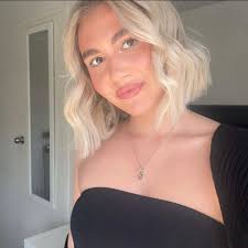 Jade Holmes in people