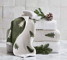 If it's just not christmas to you without a few poinsettias on your porch, bring their beauty indoors with this pretty. 13 Best Christmas Bathroom Sets 2020 Christmas Bathroom Decor Ideas