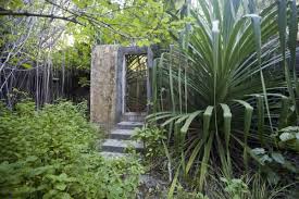 Command Ridge Aiwo Travel Story And Pictures From Nauru Micronesia Nauru Pictures