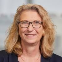 Theresa Kroll's Instagram, Twitter & Facebook