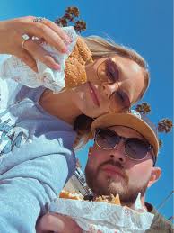 Desi Berry and Ian Dick's Wedding Website