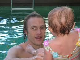 Heath Ledger Rip Our Angel With His Baby Girl Before He Died Heath Ledger Heath Legder Heath Ledger Joker