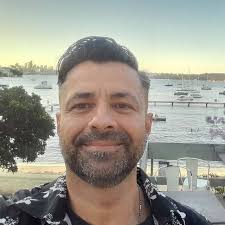 Bill Gates: Climate change advocate with a very high carbon footprint? 🛩️  Gates owns 4 private jets worth $194M, flying more than once a day